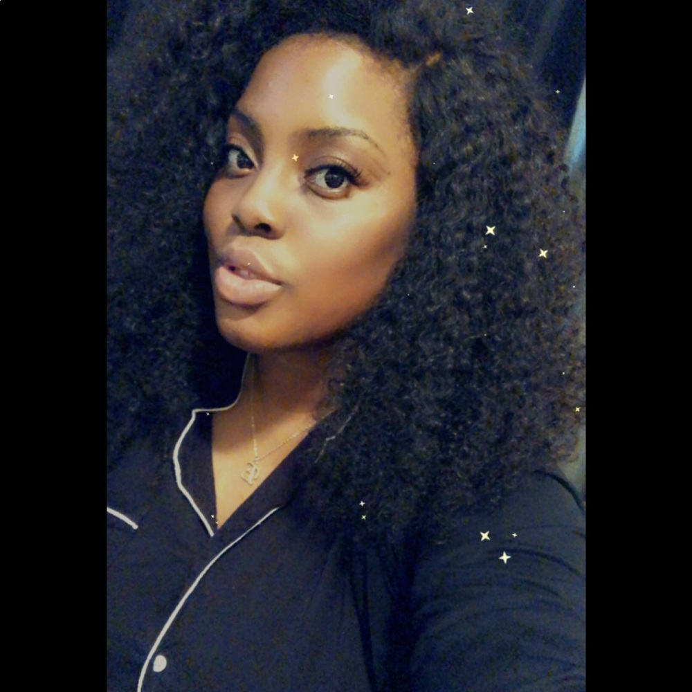 Meet your Posher, Erika